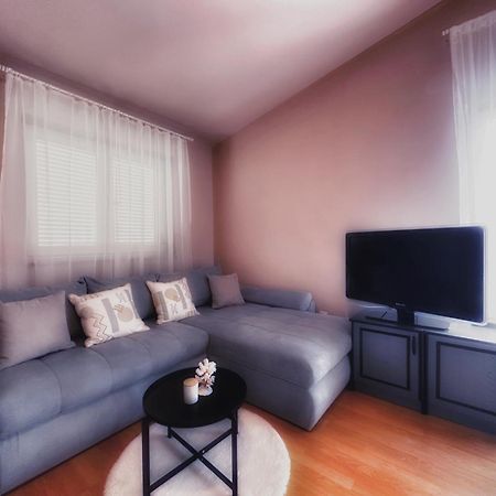 Deluxe Apartment Bluebay Oasis Fažana Kültér fotó