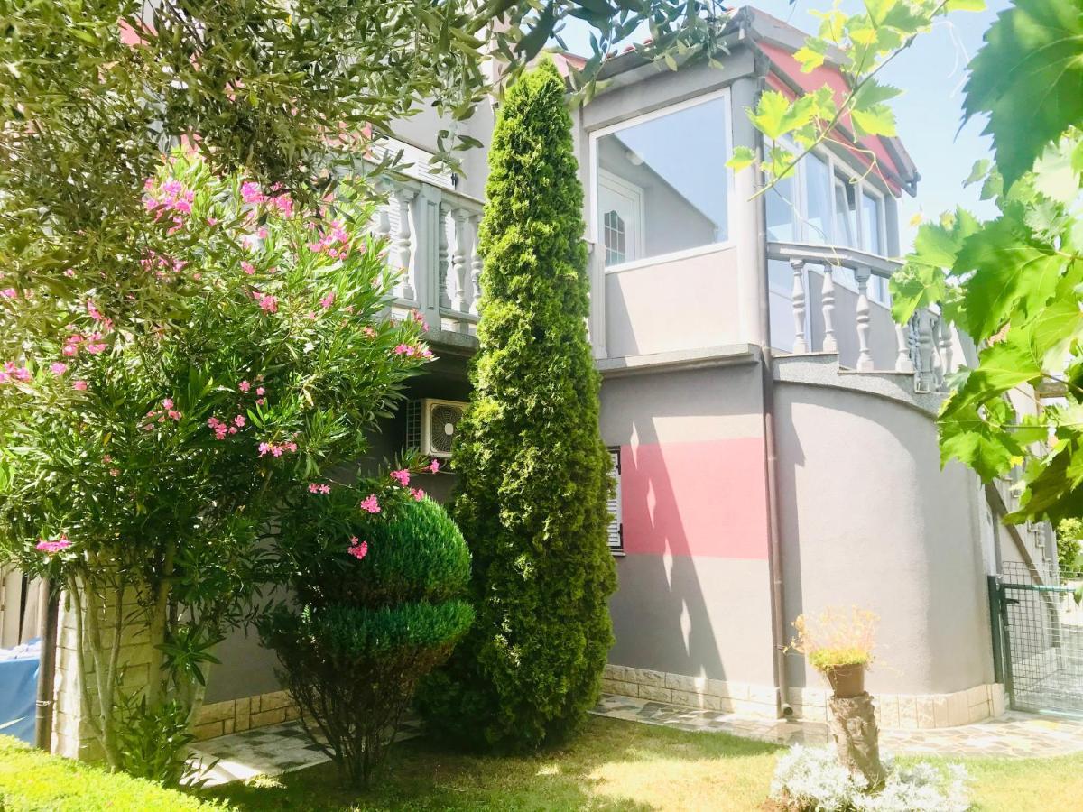 Deluxe Apartment Bluebay Oasis Fažana Kültér fotó