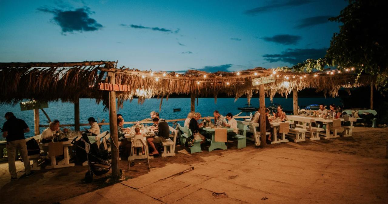 Deluxe Apartment Bluebay Oasis Fažana Kültér fotó