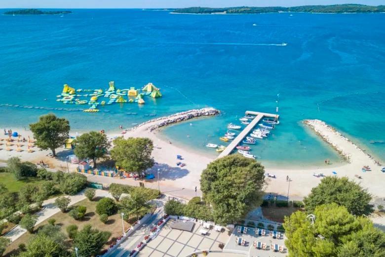 Deluxe Apartment Bluebay Oasis Fažana Kültér fotó